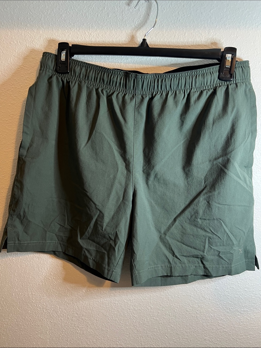 Xersion Olive Green Athletic Elastic-Waist Shorts